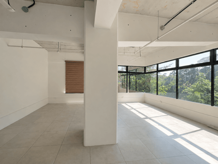 Oficina comercial en Renta en Muxbal - 1