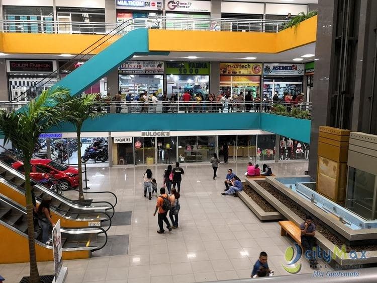 3 Locales en Centro Comercial reconocido de VillaNueva - 1