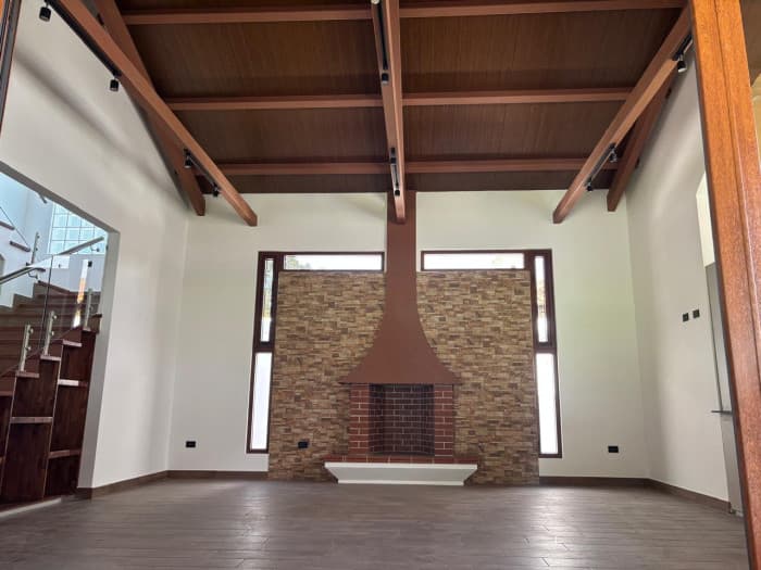 Casa en Renta en Villas de Duero en Antigua Guatemala. - 1
