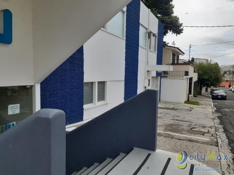 Edificio en Venta Zona 4 de Mixco, Guatemala - 1