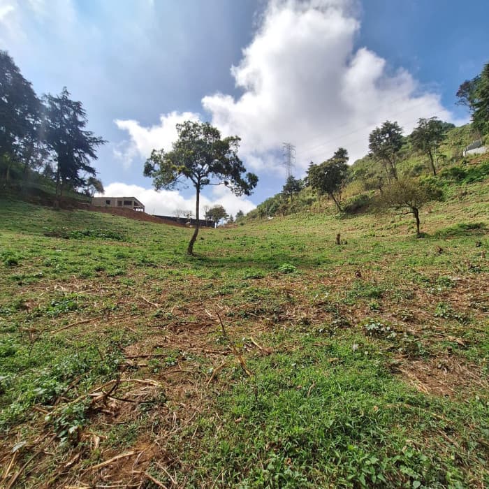 Terreno comercial en alquiler en Santa Catarina Pinula - 1