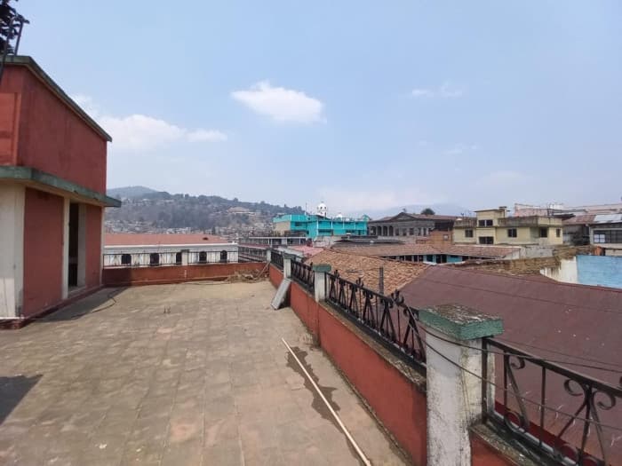 En Venta hotel en el centro histórico Quetzaltenango - 1