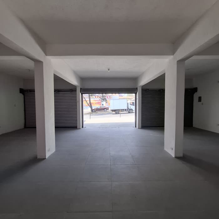 Local Comercial en Renta en Balcones de San Cristóbal - 1