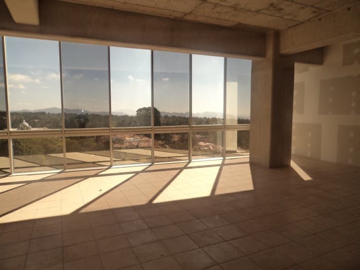 Oficina en alquiler en edificio Carretera a El Salvador - 1