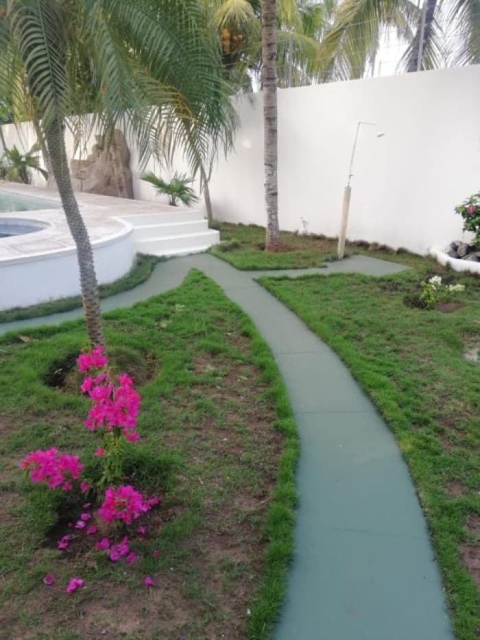 Casa en Venta en la Playa Puerto de San José Escuintla - 1