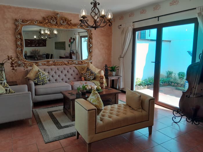 Se renta casa amueblado en San Juan del Obispo - 1