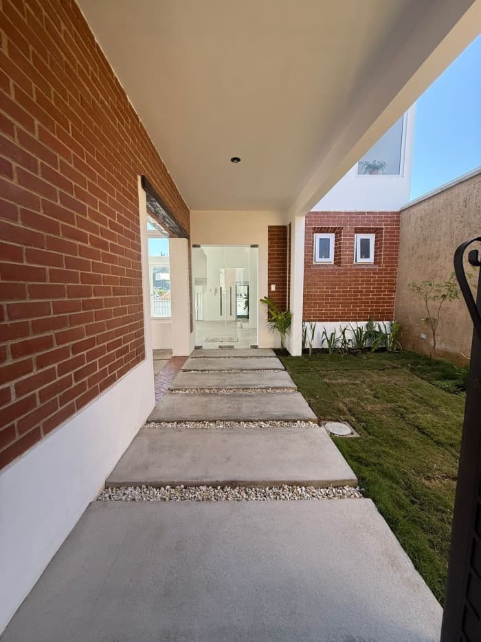Casa en venta entre Santa Lucía MA y Bárcenas - 1