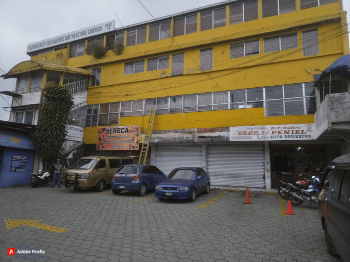Plaza comercial en venta zona 18 Guatemala - 1