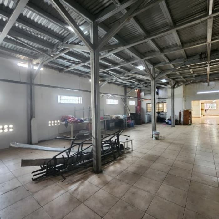 Bodega u Oficina en Renta San Cristóbal 2 do. Nivel - 1