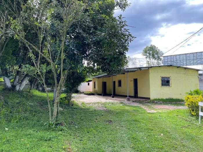 En Venta y/o Renta casa tipo granja en Chimaltenango - 1