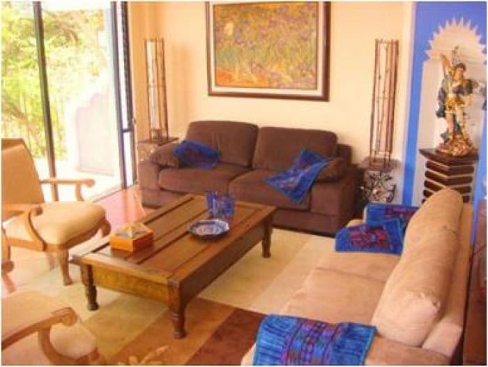 Casa Vacacional en Lago Atitlán venta o renta - 1