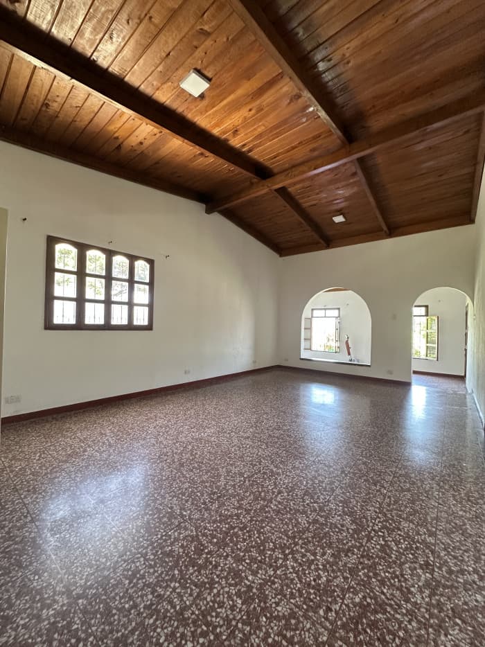 Casa fuera condominio en alquiler Carretera El Salvador - 1