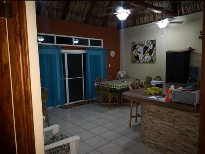Casa de playa en renta Iztapa Escuintla - 1
