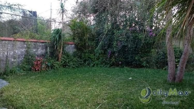 Se vende casa en condominio km. 18 Carr. al Salvador - 1