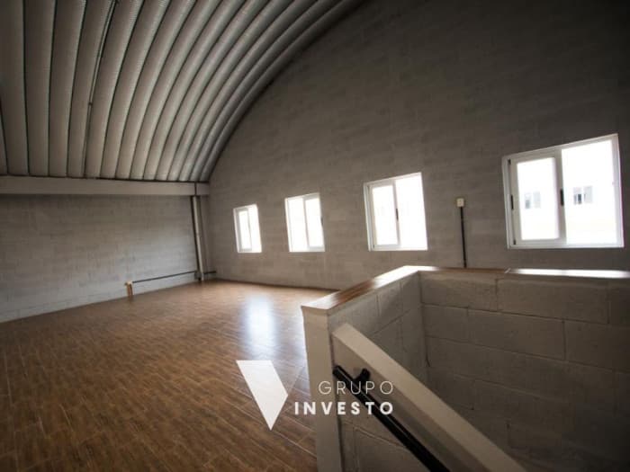 Bodega en venta en Mixco, Guatemala | Oficinas y bodegas - 1
