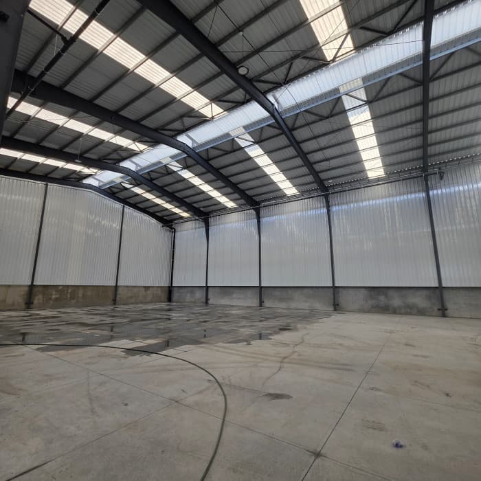 En venta Ofibodega en Parque Industrial de Amatitlan - 1