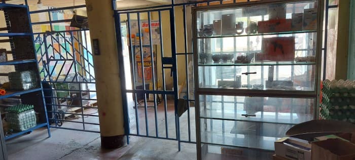 CityMax Gold renta bodega con local comercial en zona 6 - 1
