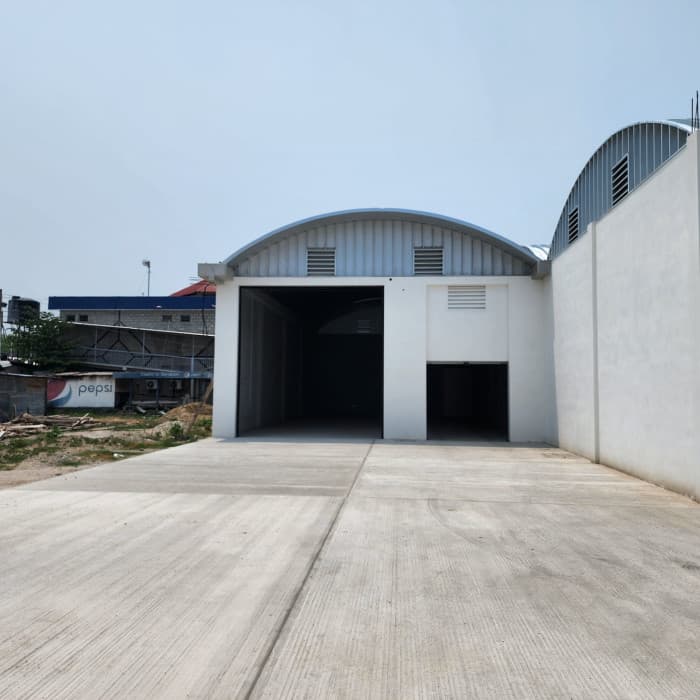 ZACAPA BODEGAS EN ALQUILER DE 200 METROS - 1