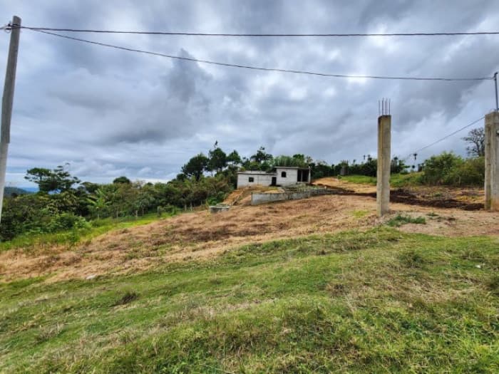 Terreno en Venta Sajcavilla San Juan Sacatepéquez - 1
