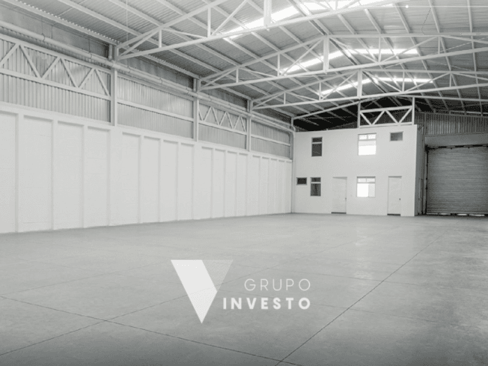 Renta de 2 ofibodegas en Industrial Campestre, CAES. - 1