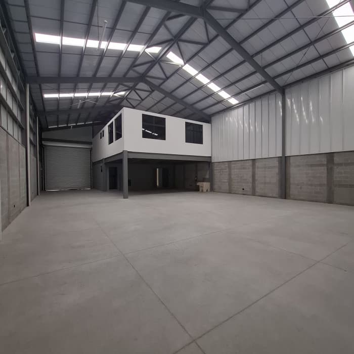 Bodega en venta en Villa Canales Guatemala | Oficinas y Bodegas - 1