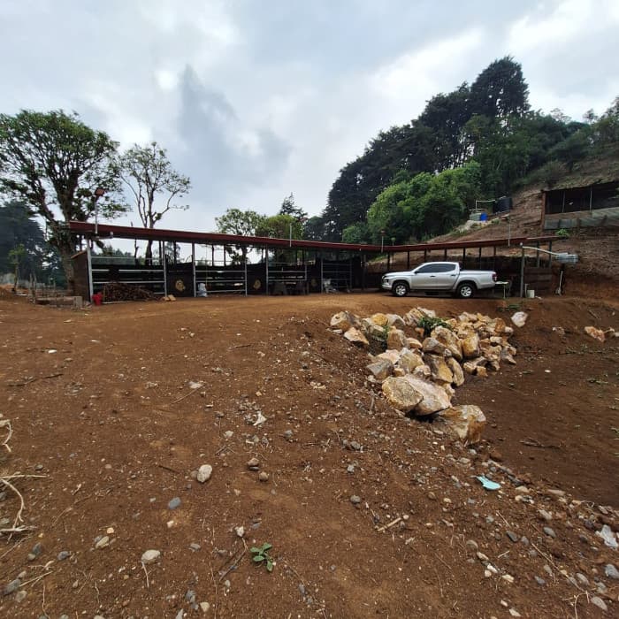 Terreno comercial en renta Santa Catarina Pinula - 1
