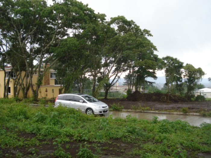 En Venta Terreno con 2412Vrs en Casa & Campo Guatemala - 1