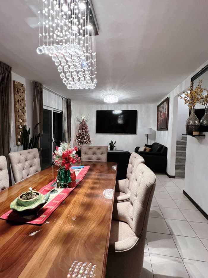 Casa en Venta en Santiago Sacatepequez - 1