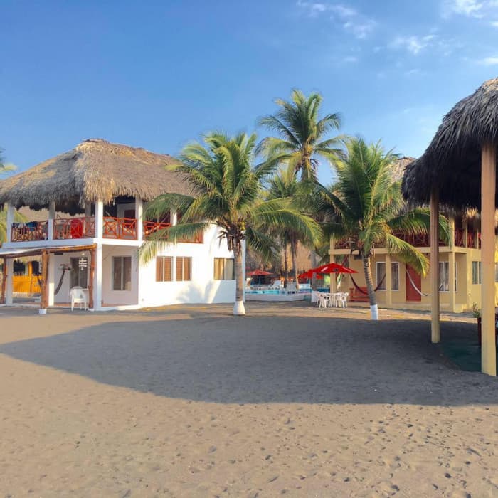 Hermoso Terreno Hotel en las Lisas Barra del Jiote - 1