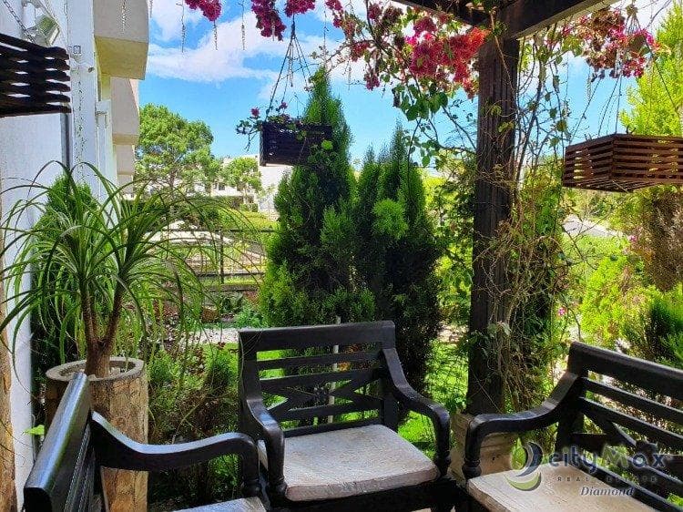 SE RENTA MODERNA CASA amueblada en Santuaria Muxbal - 1