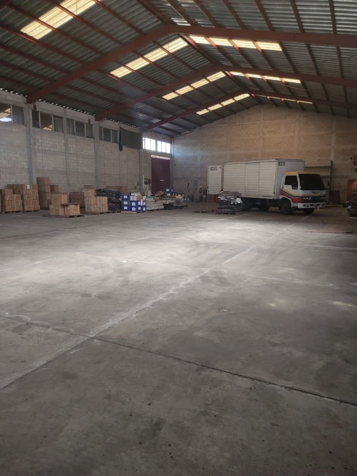 ALQUILO BODEGA DE 1,400M2 EN PUERTA PARADA, km 13.5 - 1