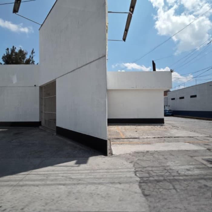 Propiedad para Uso Comercial en zona 12 - 1