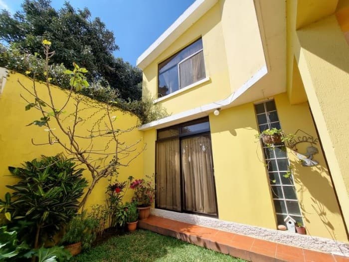 Casa y Apartamento en Venta San Cristóbal, sin garita. - 1