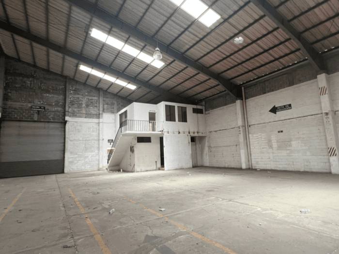 Renta de nave industrial en km. 30 CA1, Amatitlán - 1