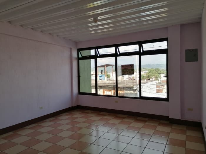 Edificio en venta en zona 2 de Chimaltenango - 1