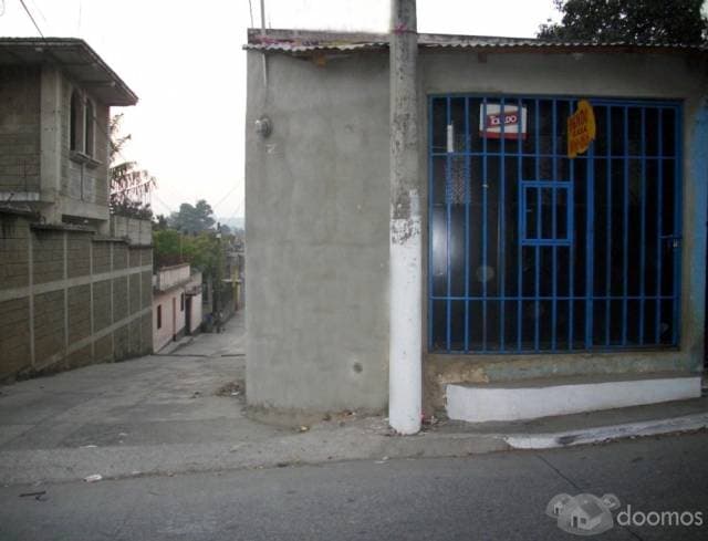 REMATO CASA EN BOCA DEL MONTE BIEN UBICADA SOBRE 3AV. - 1