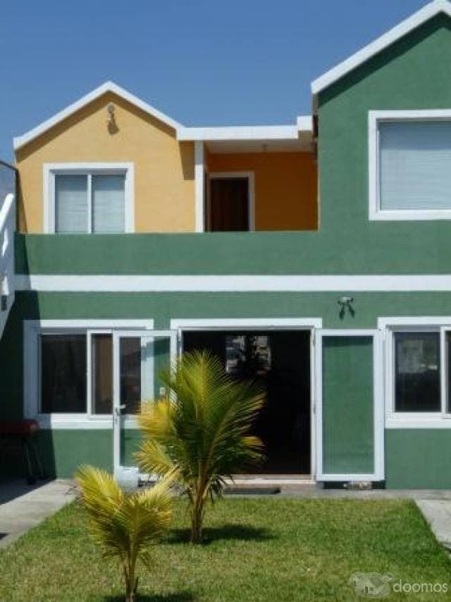 ALQUILO CASA A ORILLA DE LA PLAYA EN CARRETERA A MONTERRICO - 1