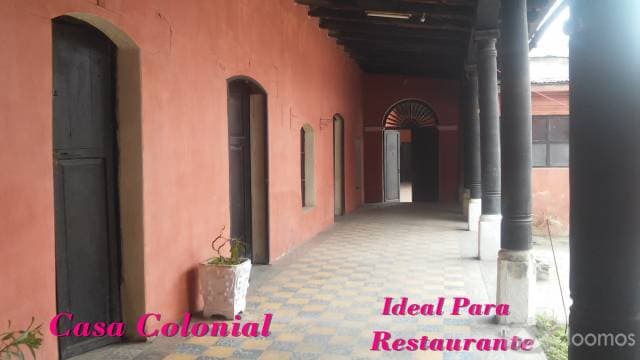 SE VENDE CASA COLONIAL A DOS CUADRAS DEL PARQUE CENTRAL, QUETZALTENANGO - 1
