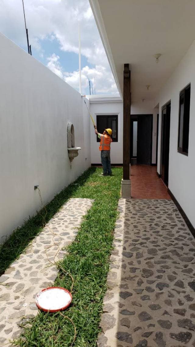 CityMax Antigua renta casa dentro de residencial de San Pedro Las Huertas! - 1