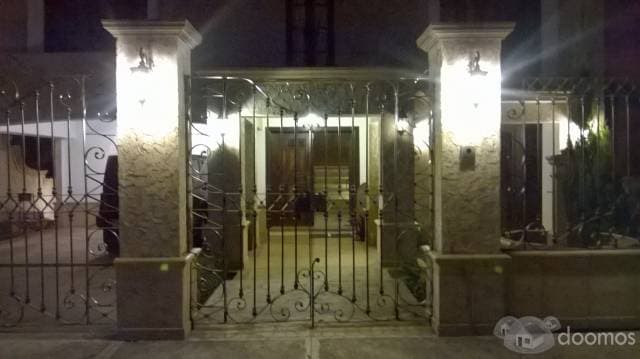 Casa de 2 niveles en zona 16, con excelentes acabados, ubicada en Condominio Altos de San Gaspar. - 1