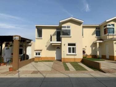 CityMax Antigua renta casa en residencial de Santiago Sacatepéquez - 1