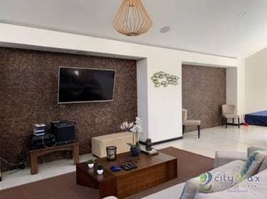 Venta Casa en Exclusivo Sector EL NARANJO - 1