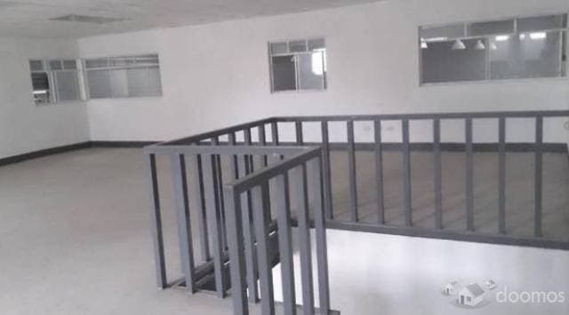 OFI BODEGA EN RENTA KM 7 CARRETERA AL ATLANTICO - 1