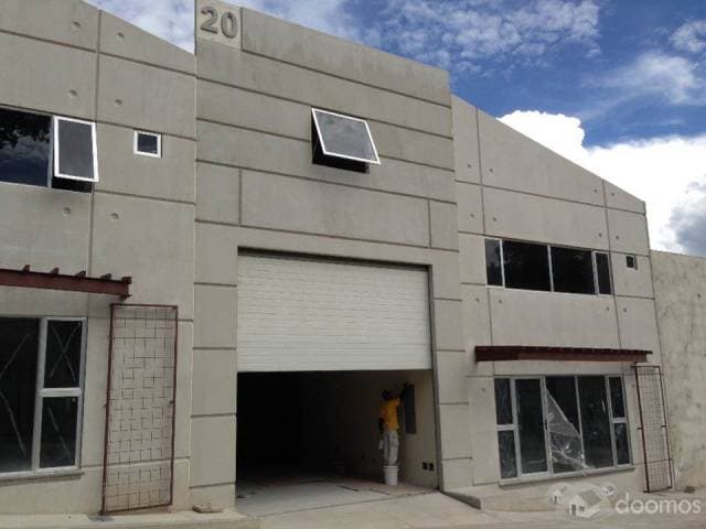 OFIBODEGA EN VENTA EN CONDOMINIO INDUSTRIAL EN ZONA 12 PETAPA - 1