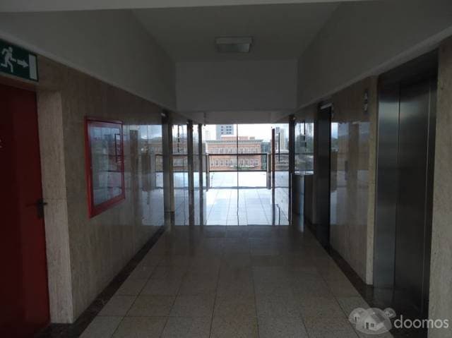 OFICINA EN RENTA EN ZONA 10 EDIFICIO CORPORATIVO DIAGONAL 6 - 1