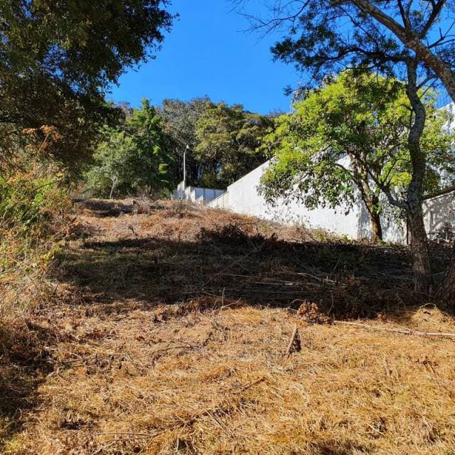 REMATO TERRENO CON DOS ENTRADAS EN CONDOMINIO DE MILPAS ALTAS, SAN JUAN SACATEPEQUEZ - 1