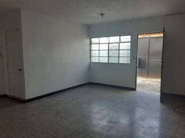 RENTO AMPLIO Y CENTRICO APARTAMENTO EN KAMINAL JUYU 1,  Q3100.00 - 1