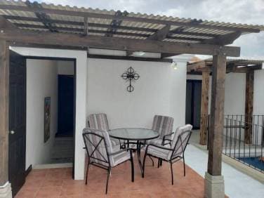 Casa Amueblada en Renta Ciudad Vieja Antigua Guatemala - 1