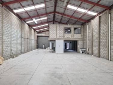 Hermosa bodega en Renta Zona 10  USD3,962 inf. Lucy Barraza 55359756 - 1