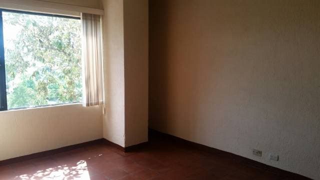 Alquilo Apartamento en Zona 15 Vista Hermosa, a 1 cuadra de Paiz INF 5805-0508 / 5835-4656 - 1
